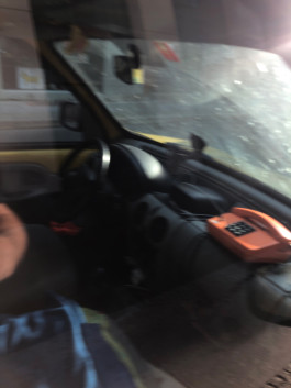 Photography by Matthias Schweizer showing the interiour of a car. 